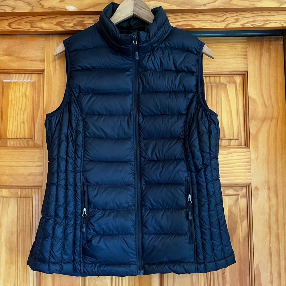32 Degrees Navy Blue Puffer Vest